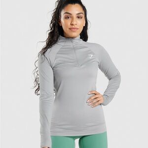 Gymshark Training 1/4 zip long sleeve pullover size Large Women’s Smokey Grey